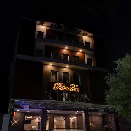 Treebo Trend Palm Tree Chennai Exterior photo