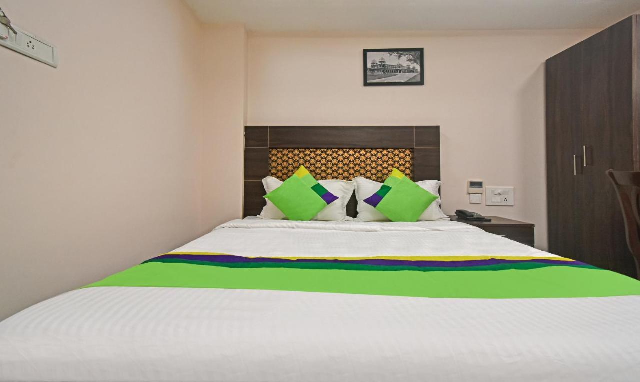 Treebo Trend Palm Tree Chennai Exterior photo