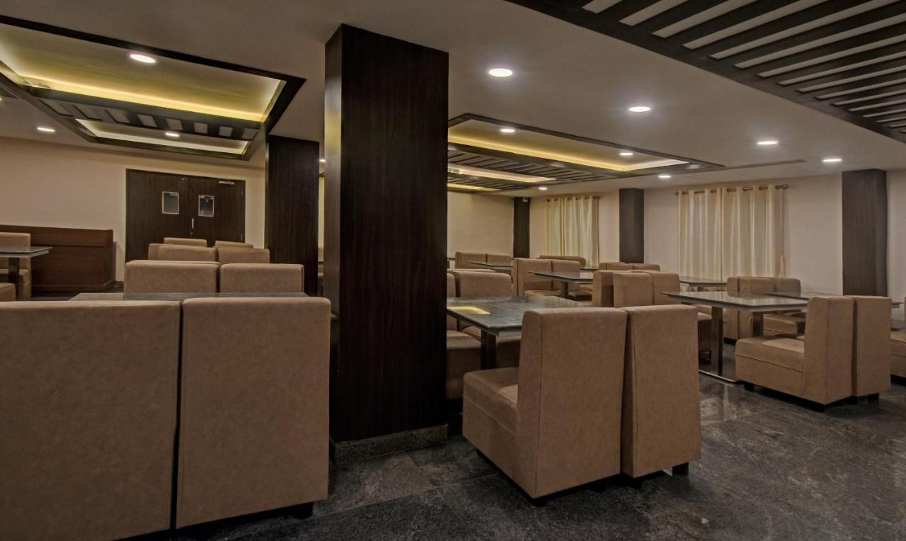 Treebo Trend Palm Tree Chennai Exterior photo
