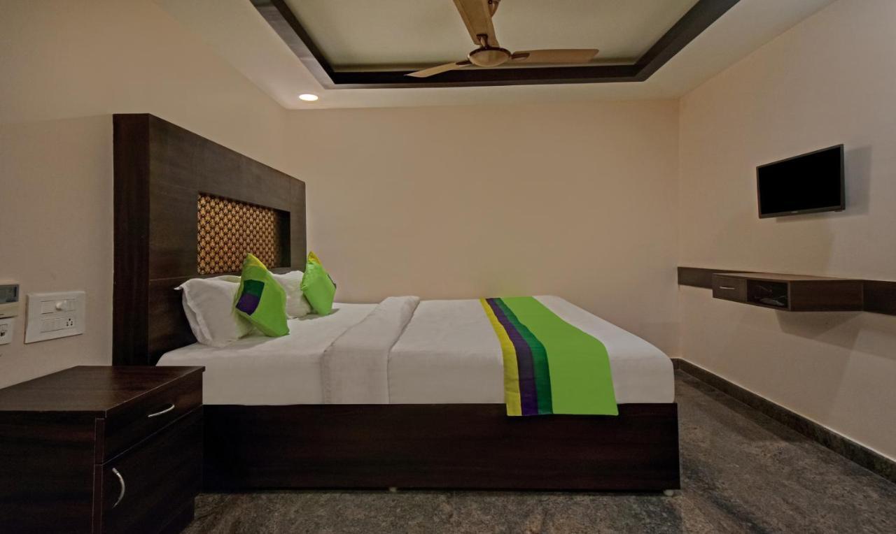 Treebo Trend Palm Tree Chennai Exterior photo
