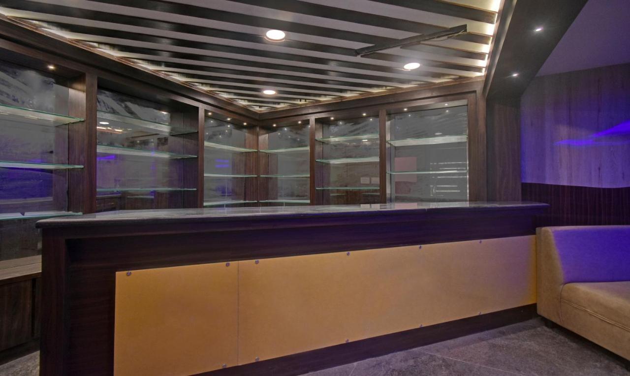 Treebo Trend Palm Tree Chennai Exterior photo